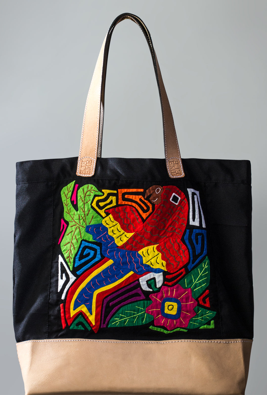 Guacamaya Tote Mola